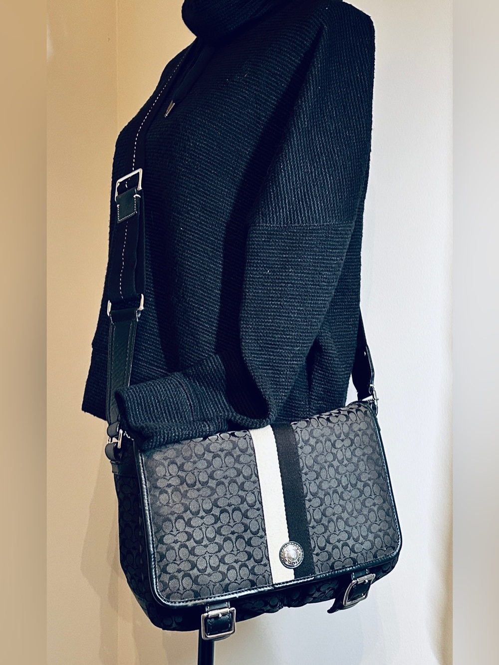 Coach Heritage Stripe Black and Gray Signature Messenger with White Stripe GC